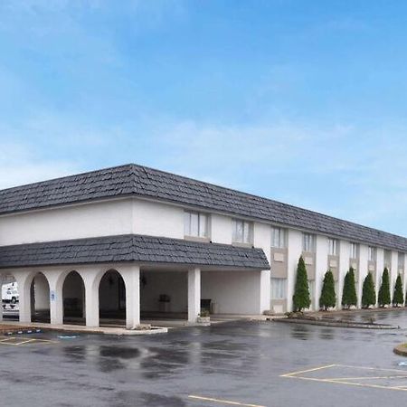 Avalon Inn Sandusky Dış mekan fotoğraf