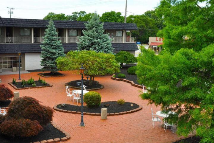 Avalon Inn Sandusky Dış mekan fotoğraf